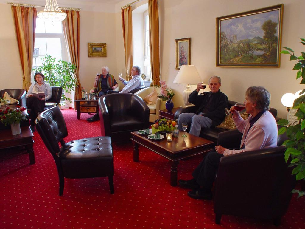 Staatsbad Brückenau Hotel Jaegerhof מראה חיצוני תמונה