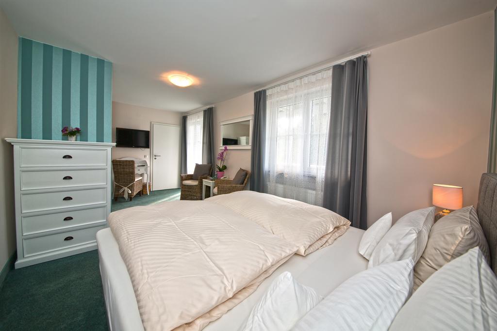 Staatsbad Brückenau Hotel Jaegerhof מראה חיצוני תמונה